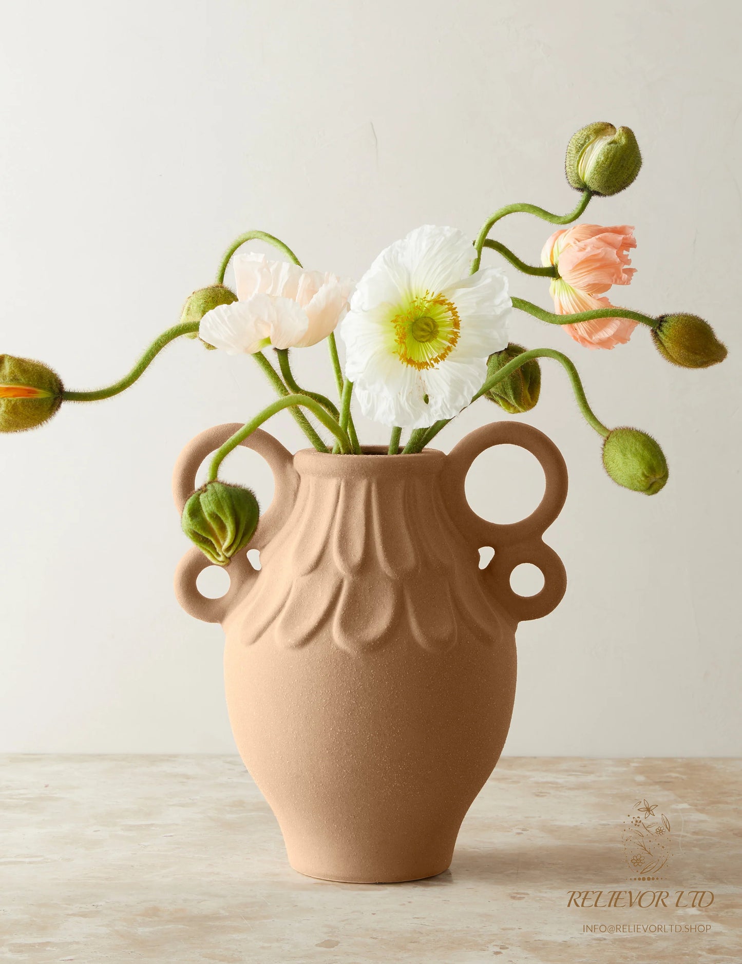 RELIEVOR Scallop Vase