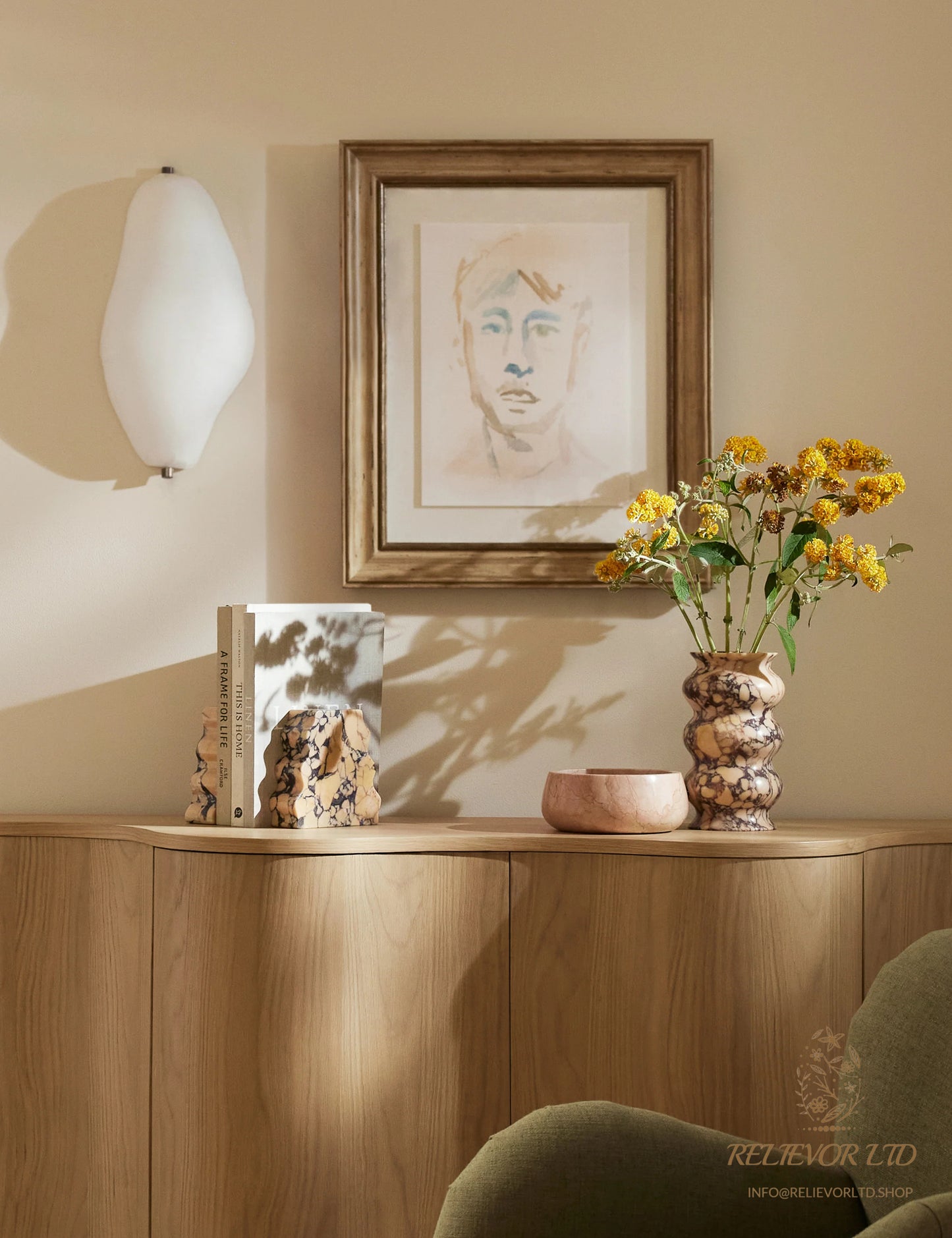 RELIEVOR Zainab Rolling Vase