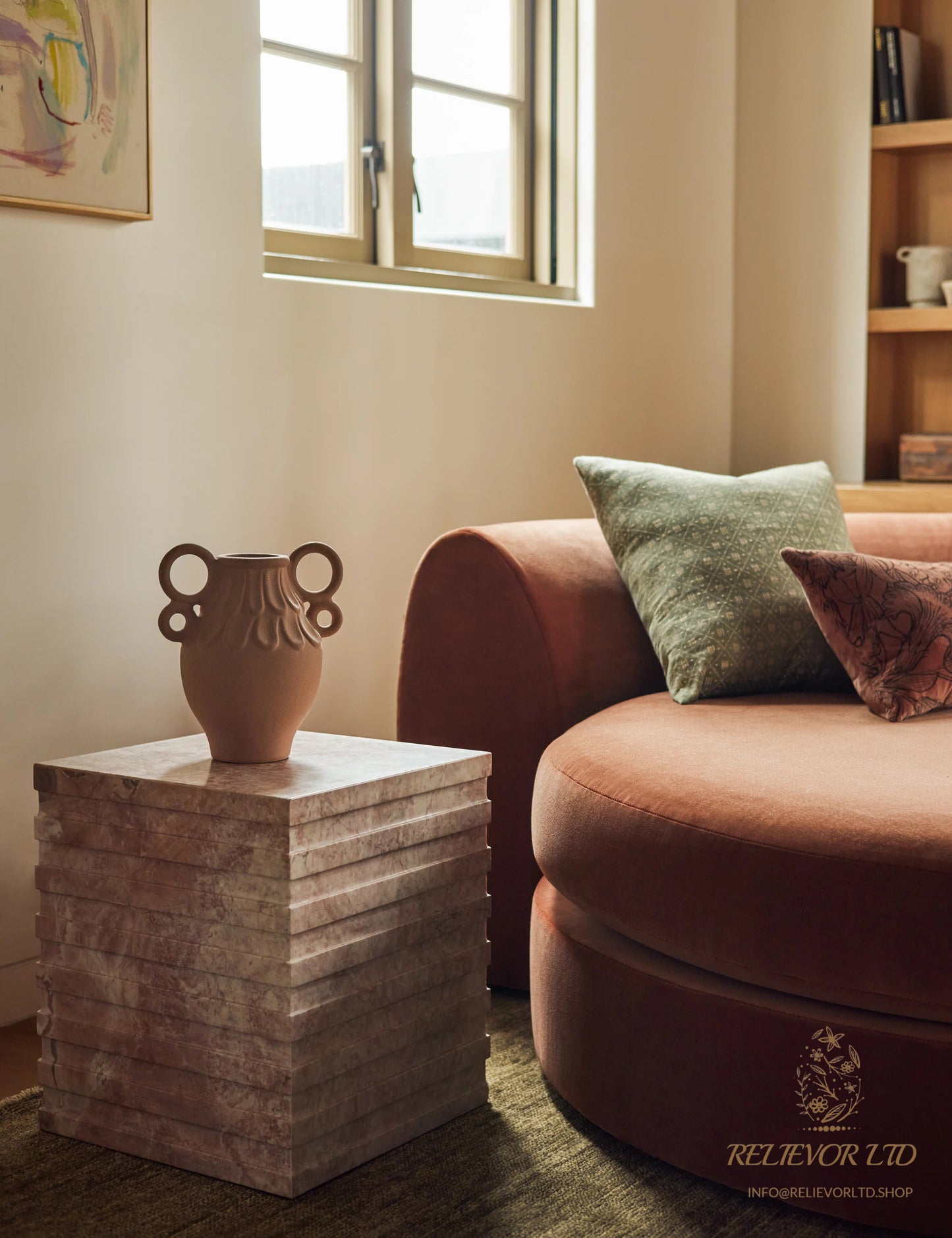 RELIEVOR Scallop Vase