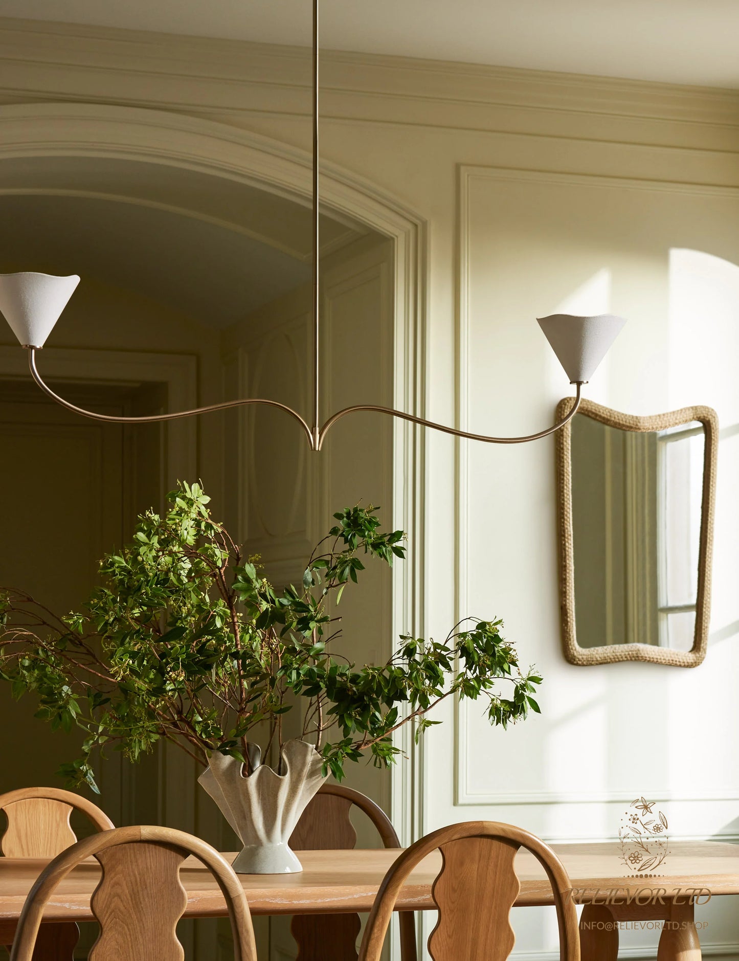 RELIEVOR Darcia Vase